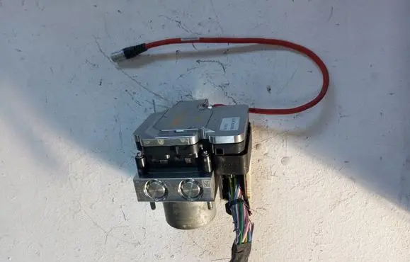 Peugeot Partner III Other interior part 9824138880
