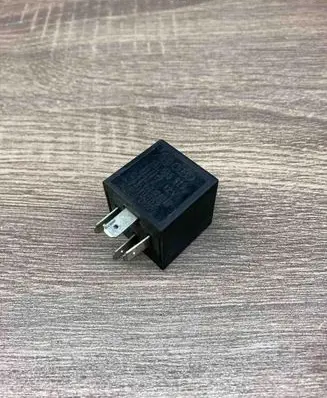 Volkswagen PASSAT B5 Other relay 191955529