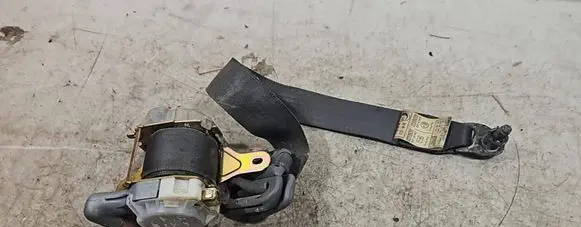Toyota RAV 4 (XA20) Front seatbelt 7J4550P CMVSS209 0429128