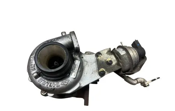 Opel Insignia A Turbo 55581063 QAV07271 7861373