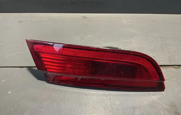 Jaguar XF X250 Tailgate rear/tail lights 8X2315K273CD