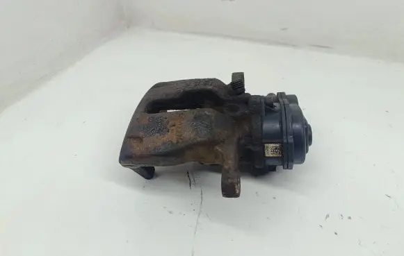 Audi A5 8T 8F Rear brake caliper 32335478