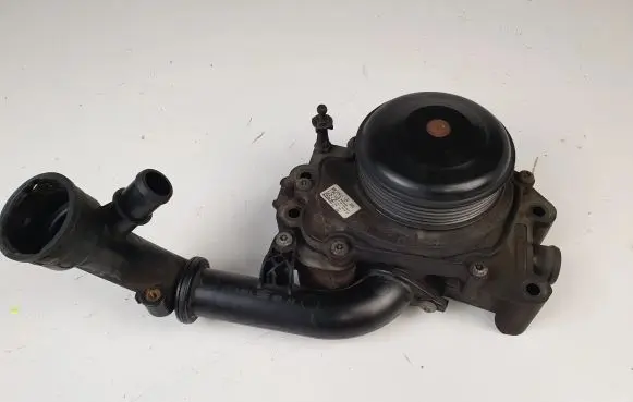 Mercedes-Benz E W212 Water pump A6512000251 A6512006401