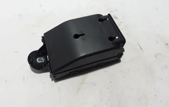 Volvo XC90 Fuse module 32209198