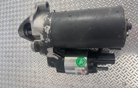 Audi A6 S6 C6 4F Starter motor 0986021610