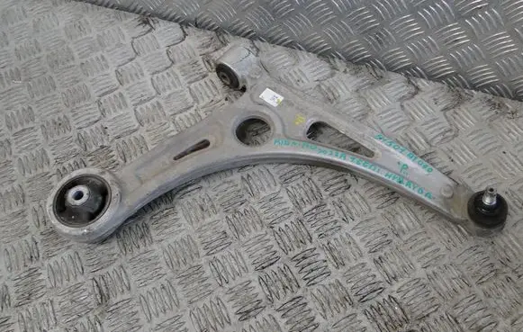 KIA Niro Front upper control arm/wishbone 