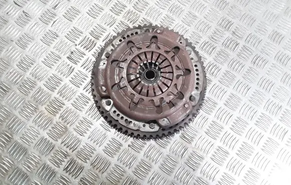 Renault Twingo III Clutch set kit 123118379R 320052110