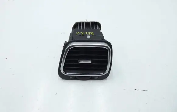 Volkswagen Eos Dashboard side air vent grill/cover trim 1Q0819703G 1Q0819709B