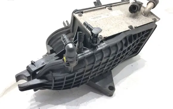 Volkswagen Golf VI Intake manifold
