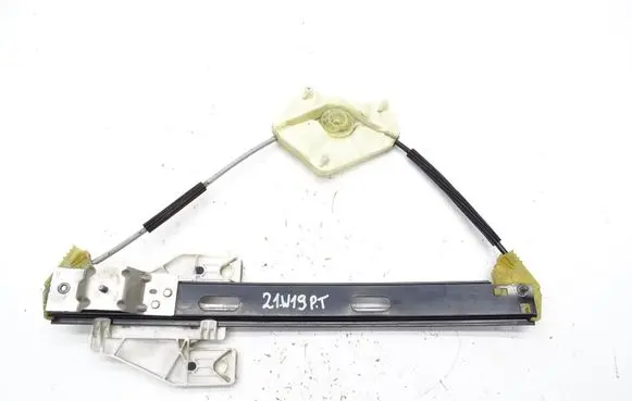 Seat Leon (5F) Rear door window regulator with motor 5F4839462A