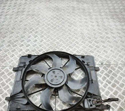 Mercedes-Benz C W205 Radiator cooling fan shroud A0999061100 3137234063