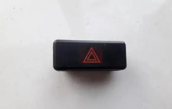 BMW 5 E39 Hazard light switch 8350947 ec5035