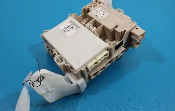 Toyota Aygo AB40 Fuse box set 892210H030 IMPRK1544541