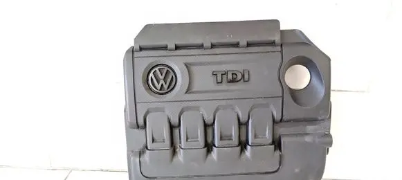 Volkswagen Touran III Engine cover (trim) 04L103954T 04L103925T