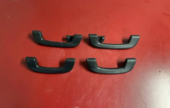 BMW X1 U11 A set of handles for the ceiling 