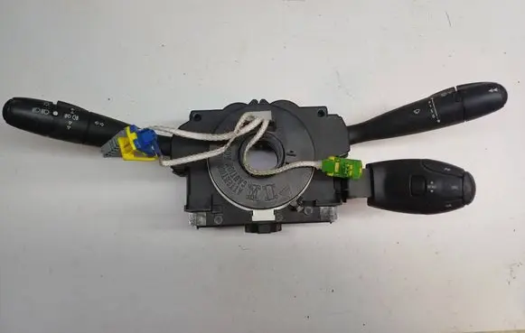 Peugeot 307 CC Indicator stalk 12273362 96533588XT