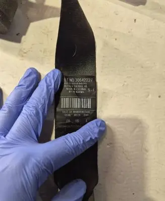 Volvo C30 Rear seatbelt 30642227