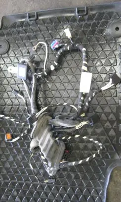 Volkswagen Amarok Front door wiring loom 2H5970128T
