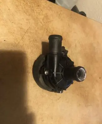 Audi Q2 - Water pump 2Q0965567A