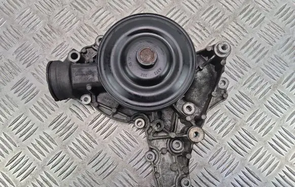 Mercedes-Benz C W204 Water pump R2722010601