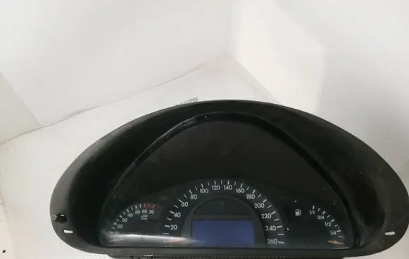 Mercedes-Benz C W203 Speedometer (instrument cluster) a2035406111