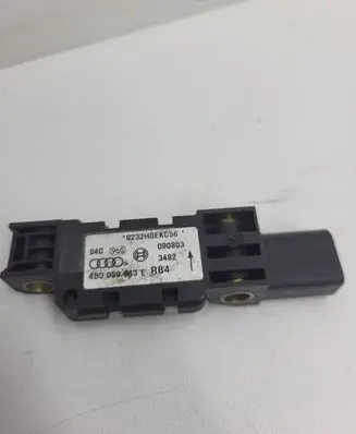 Volkswagen PASSAT B7 Airbag deployment crash/impact sensor 4B0959643E