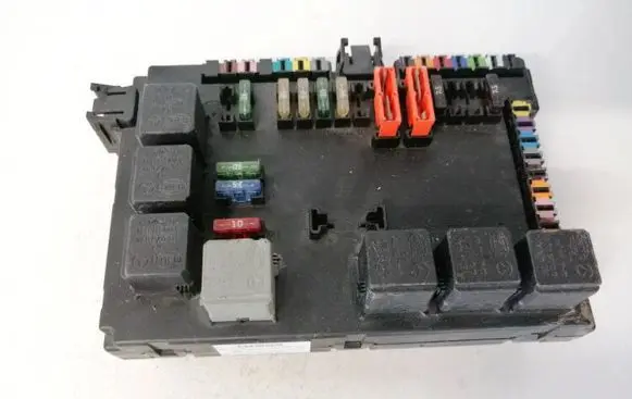 Mercedes-Benz S W221 Fuse box set a2215403250 a2215450801