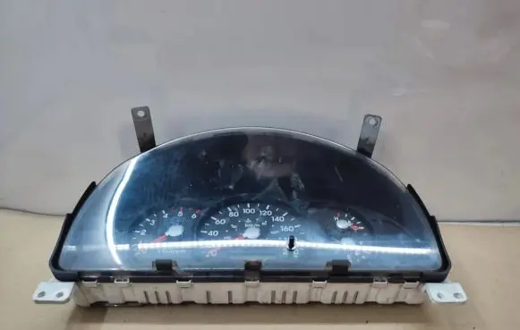 KIA Sorento Speedometer (instrument cluster) 940033E080