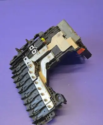Citroen DS5 Battery control module 0022661F01 9805119780