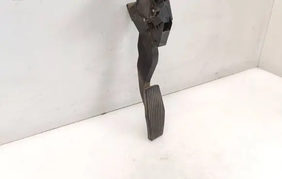 Opel Zafira A Accelerator throttle pedal 90581208 97209362 0281002298