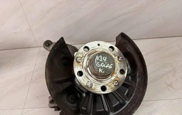 Volkswagen Touran III Rear wheel hub 