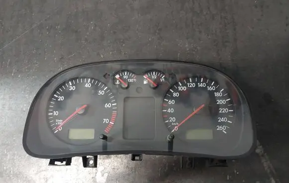 Volkswagen Bora Speedometer (instrument cluster) 1J0919880B 0263604023