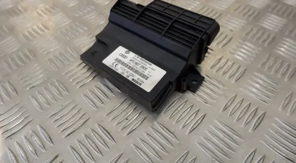 Audi Q7 4L Power management control unit 4F0907280E 4F0910280