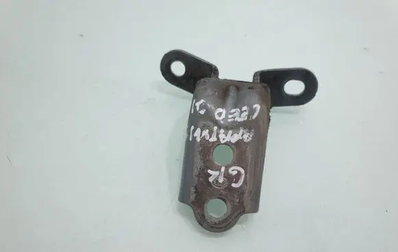 KIA Ceed Rear door lower hinge