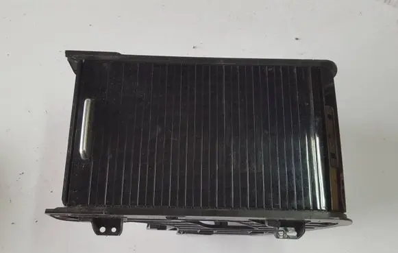 Land Rover Discovery Sport Glove box central console 