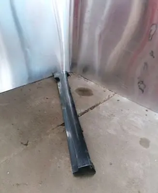 Nissan Altima Side skirt front trim 