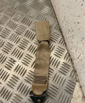 Peugeot 406 Rear seatbelt buckle