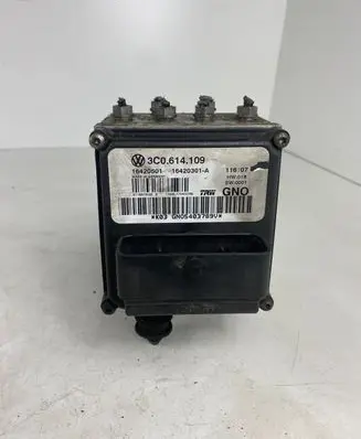 Volkswagen PASSAT B6 ABS Pump 3C0614109 16420501 16420301A