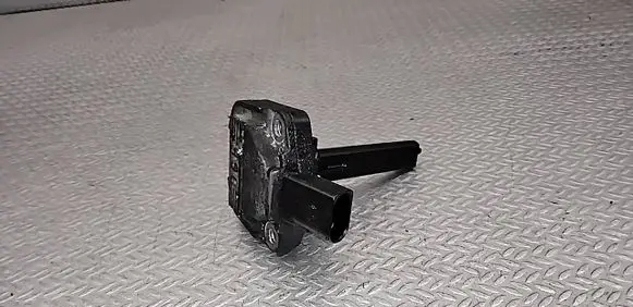 Audi Q7 4L Oil level sensor 6PR00807905 06E907660