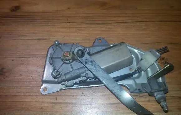 Renault 19 Rear window wiper motor 7700779045