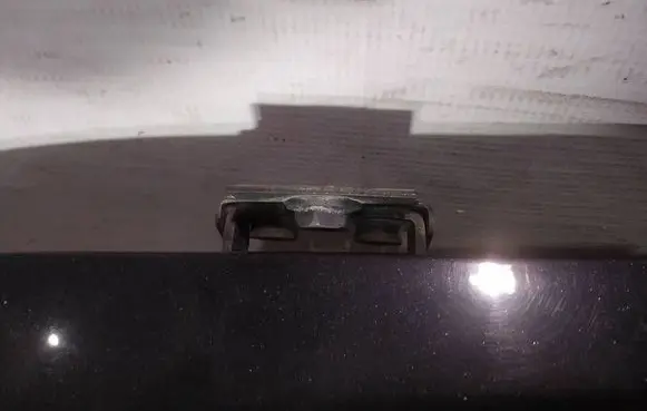 Ford Mondeo MK IV Tailgate/trunk/boot hinge