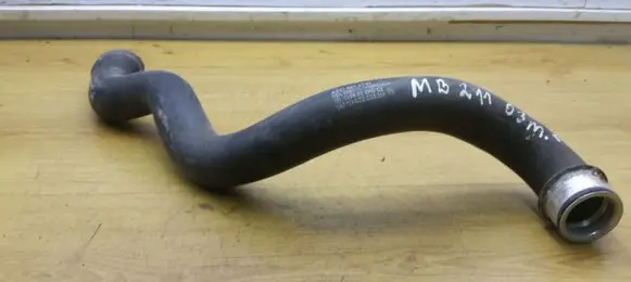 Mercedes-Benz E W211 Engine coolant pipe/hose A2115010782