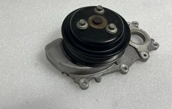 Ford Mustang VI Water pump pulley ER3E8A528AA