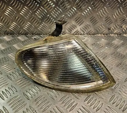 Ford Galaxy Front indicator light
