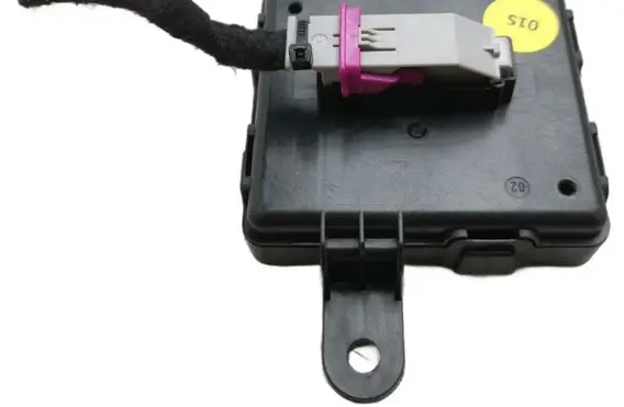 Audi A3 8Y Keyless system antenna 5WA959436AC