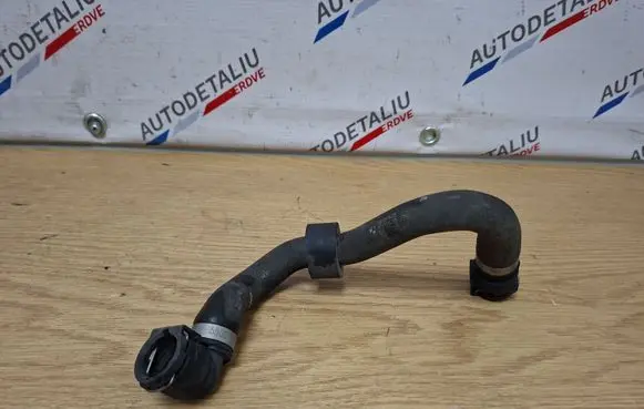 BMW X1 F48 F49 Engine coolant pipe/hose 7617374