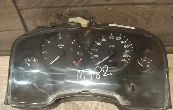 Opel Zafira A Speedometer (instrument cluster) EJ09228757
