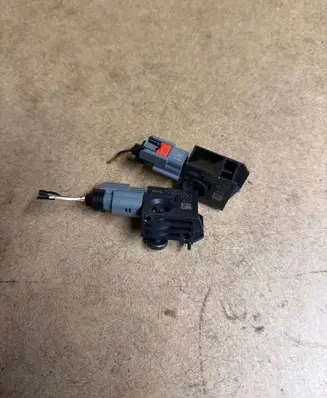 Opel Meriva B Airbag deployment crash/impact sensor 13502577 15031060