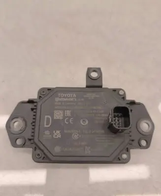 Toyota C-HR I Distronic sensor radar 88210F4070