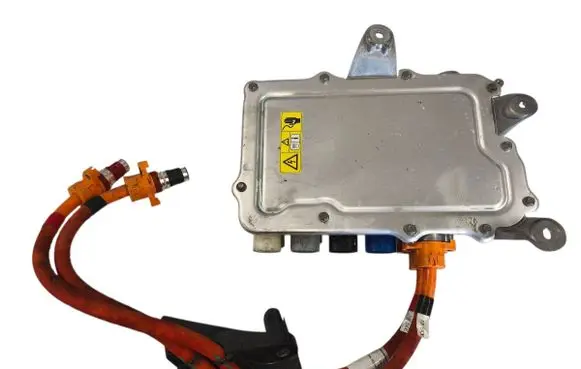 Tesla Model S Voltage converter/converter module 105989100E